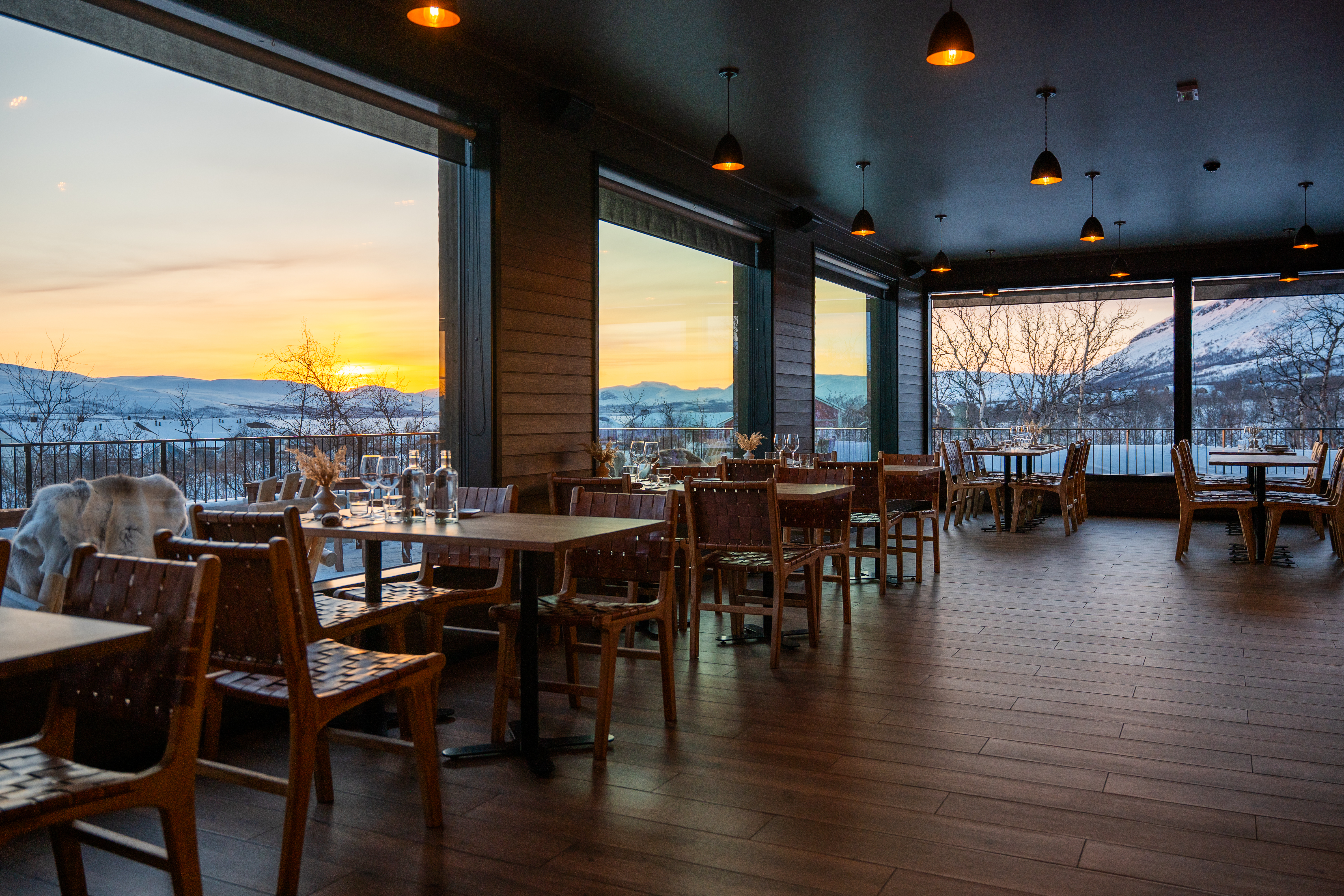 Aika Restaurant Cahkal Hotel Kilpisjärvi