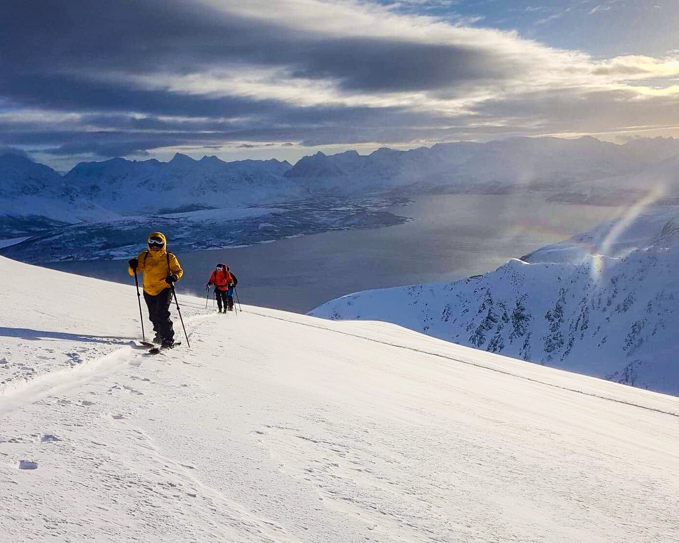 Exclusive ski touring week in the Lyngen Alps at Lyngen Experience Lodge Northern Norway