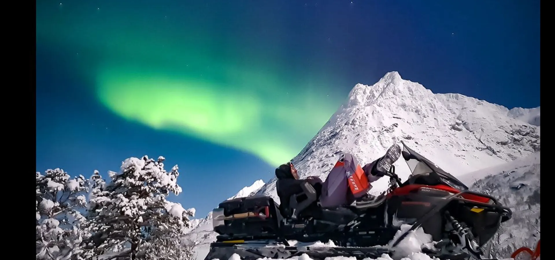 Kveldssafari på snøscooter - Lyngen Safari