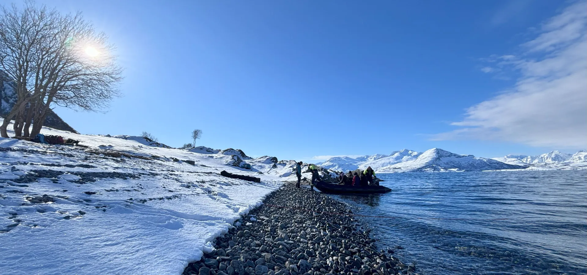 Privat Båttransport til Toppturer på ski i Lyngsalpene - Lyngen Experience