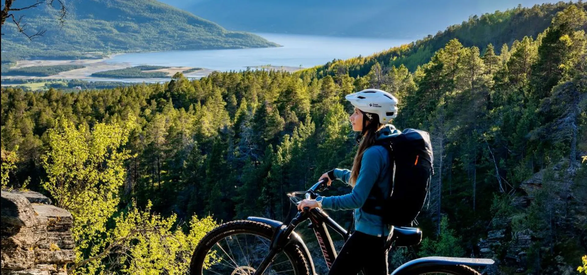 Guidet El-sykkel tur - Activenorth