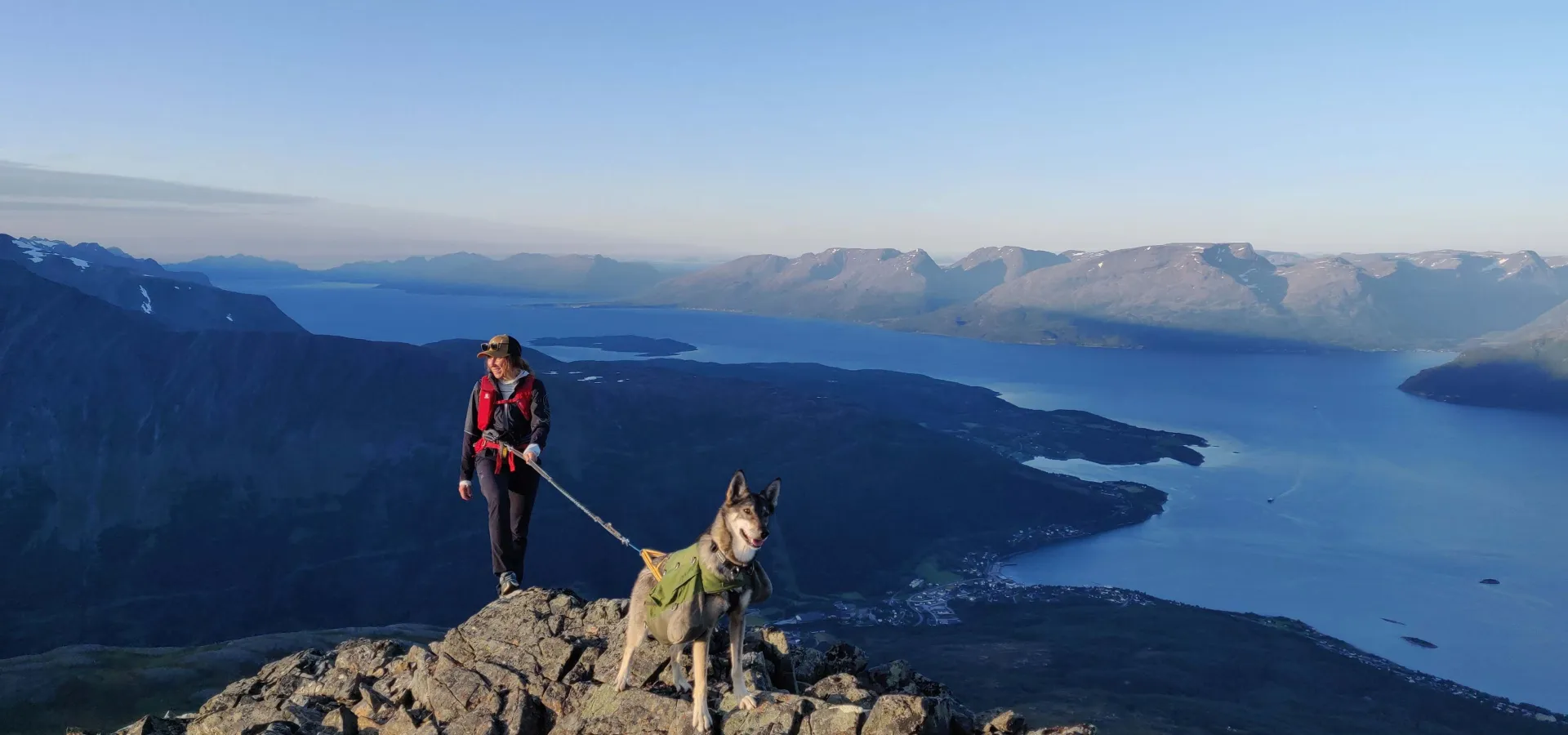 Dagstur med Lyngen Ski & Klatring