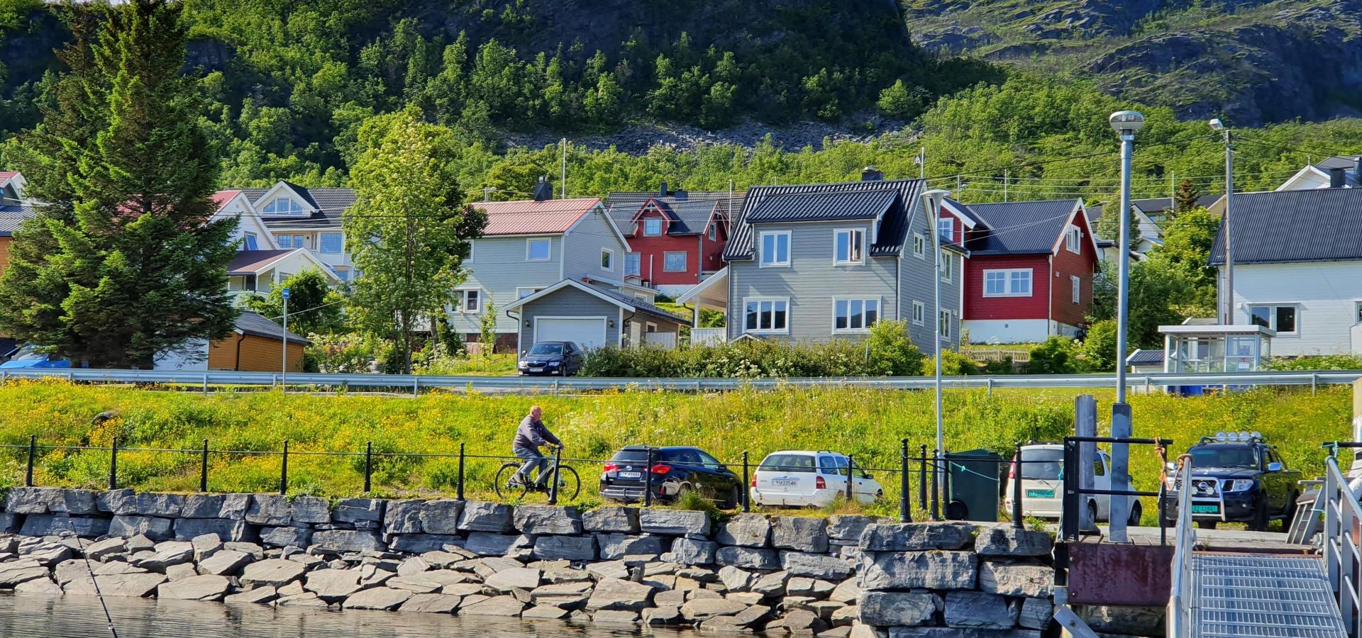 Mor i Vågen - feriehus på Skjervøy