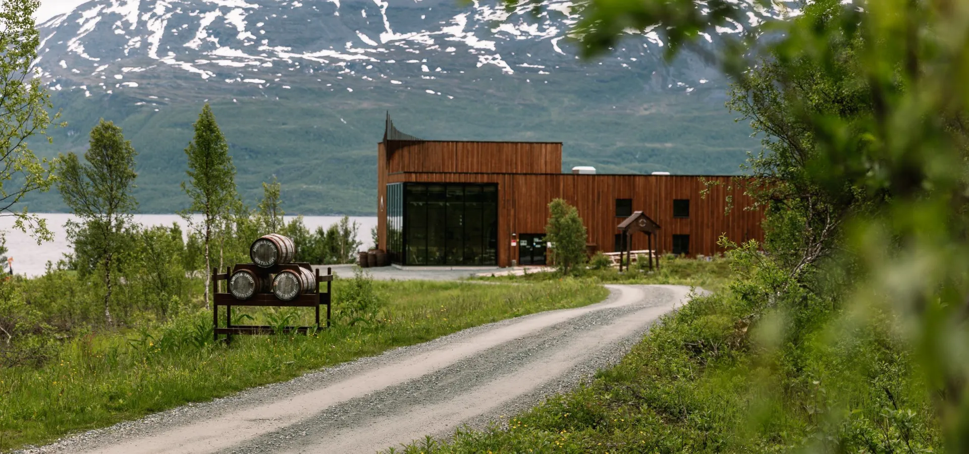 Oppdag Aurora Spirit – Verdens nordligste destilleri