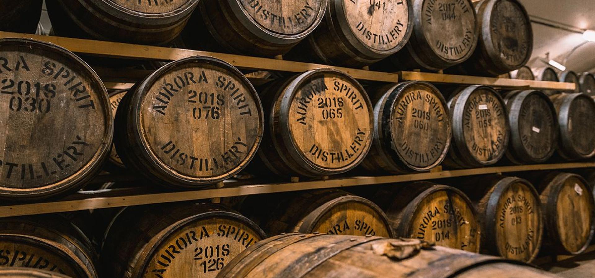Besøk Aurora Spirit, verdens nordligste whisky destilleri