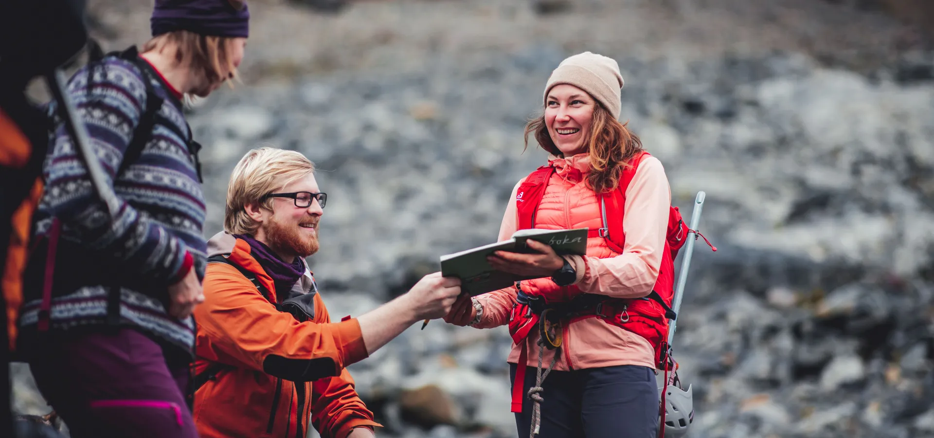 Brevandring med overnatting i Lyngsdalen - Lyngen Outdoor Experiences