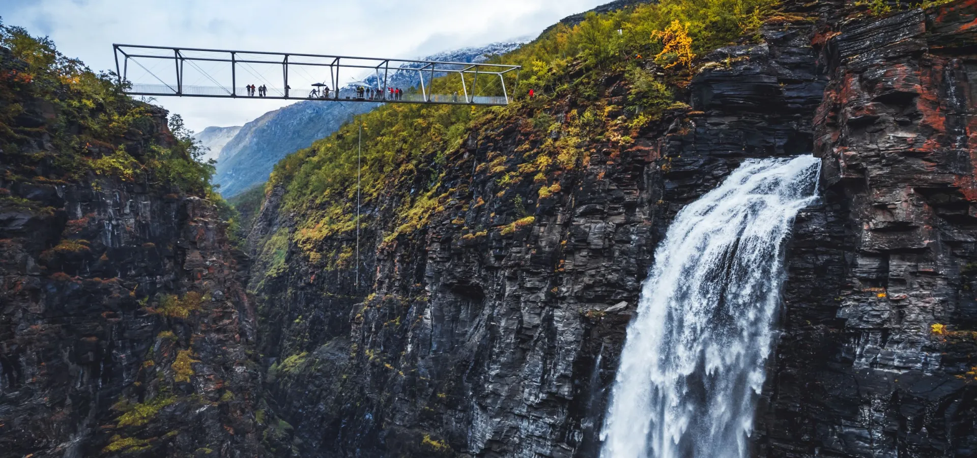 Gorsabrua i Kåfjorddalen.