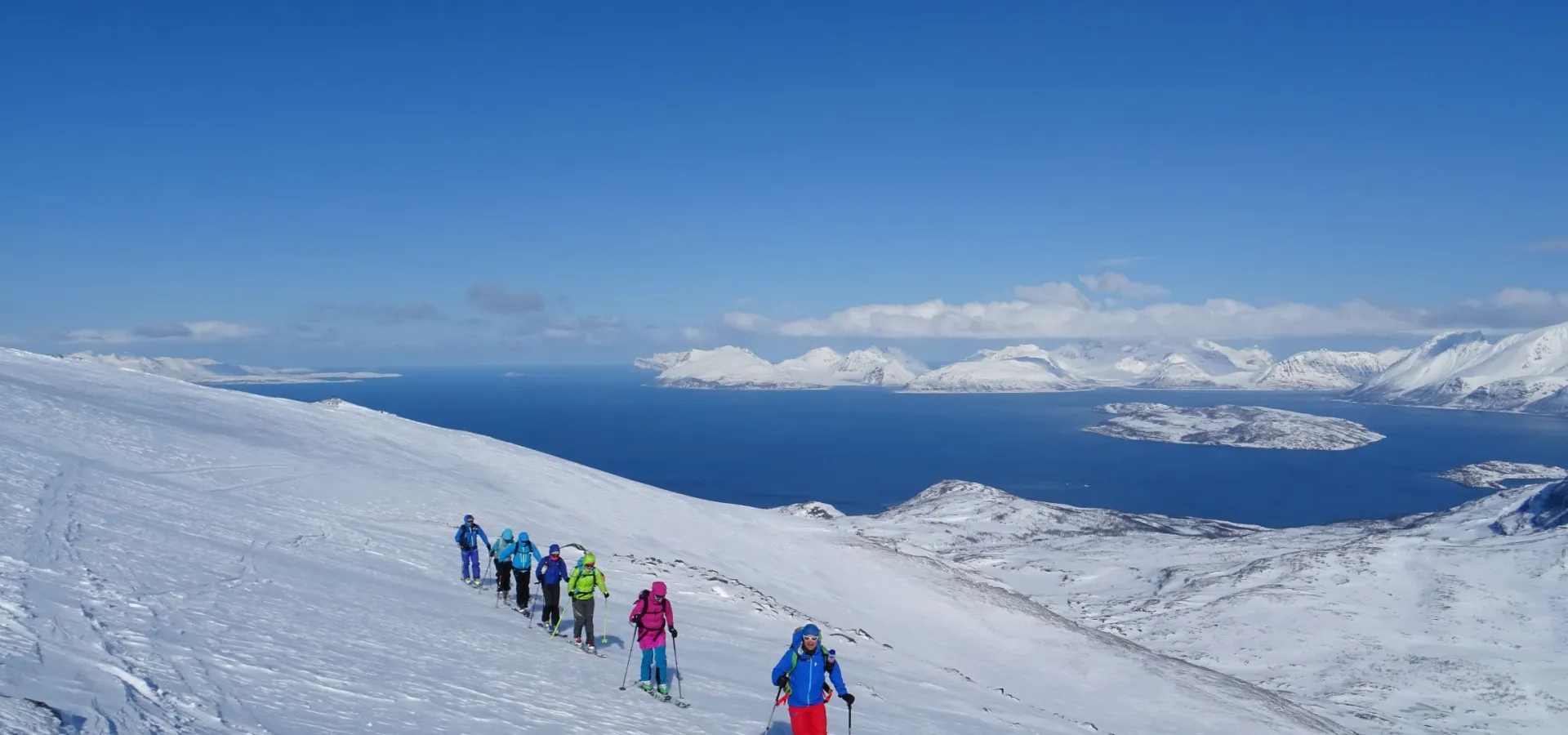 Ski touring Uløya, Lyngen, Arctic Panorama Lodge Nord Norge