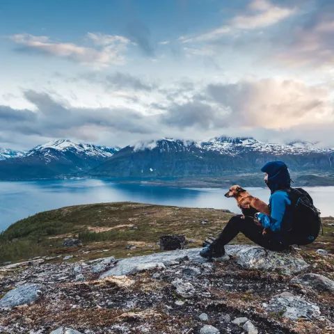 Hiking up to Gentlemansteinen
