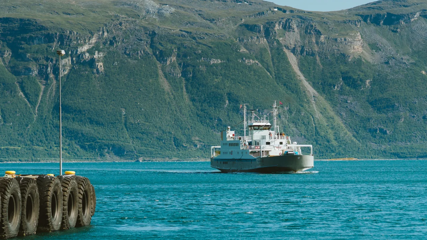 Ferge på Lyngenfjorden