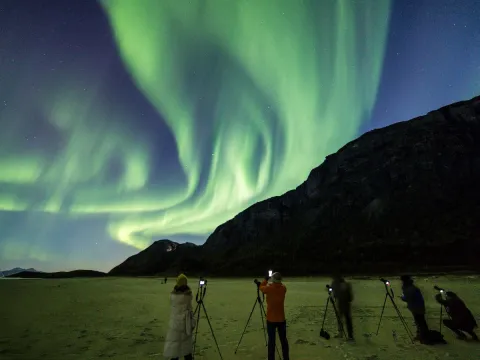 Nordlys jakt og stjernekikking  minivan - Explore 70 Degrees