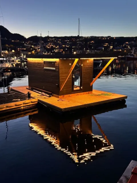 Floating sauna - Áhpi
