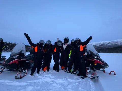 Avgang Lyngenfjord Hotel: Skutertur i vakre Skibotndalen 