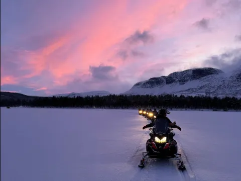 Avgang TROMSØ: Skutertur i vakre Skibotndalen - lunsj først