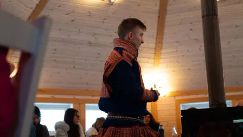 Reindeer Feeding and Sami Culture with Lunch