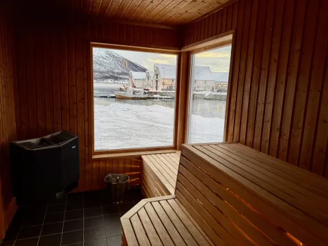 Sauna og jacuzzi ved historiske Havnnes Handelssted