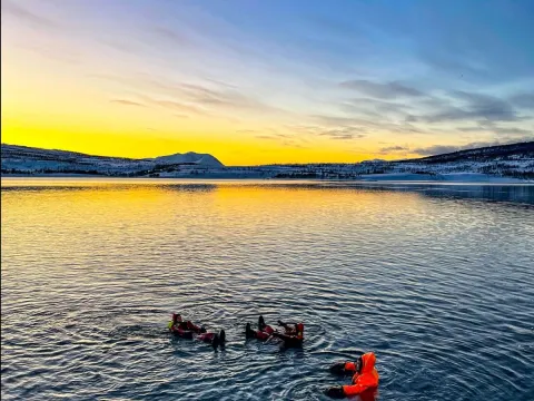 Flytende Opplevelse - Fra Nord Lenangen - Lyngen Experience