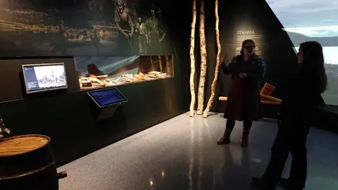 Nord Troms Museum - Møter-Encounters-Deaivvadit-Kohtamissii