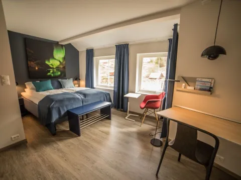 Dobbeltrom hos Koppangen Brygger