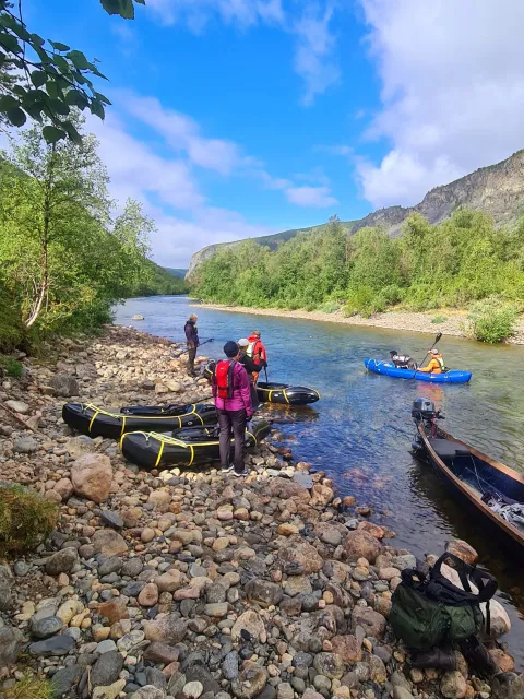 Packraft Reisa river