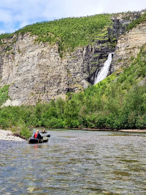Packraft Reisa river