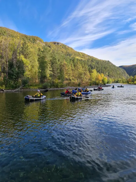 Packraft Reisa river