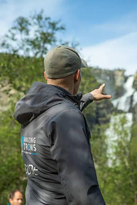 Elvebåtsafari til Mollisfossen - Reisa Nasjonalpark