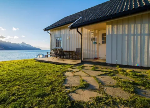 Lyngen North