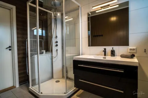 Alpan Apartments