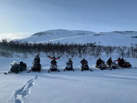Møt i SKIBOTN: Skutertur i vakre Skibotndalen - lunsj først